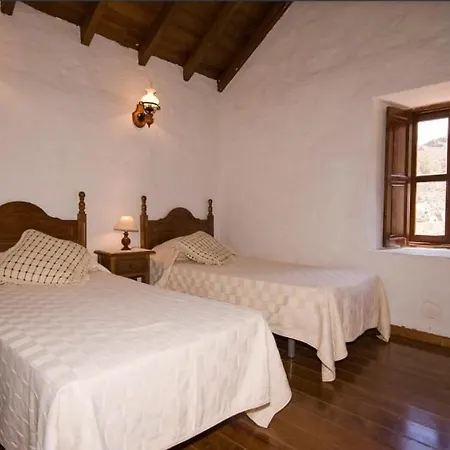 Semesterbostad Casa Rural Pino Diaz