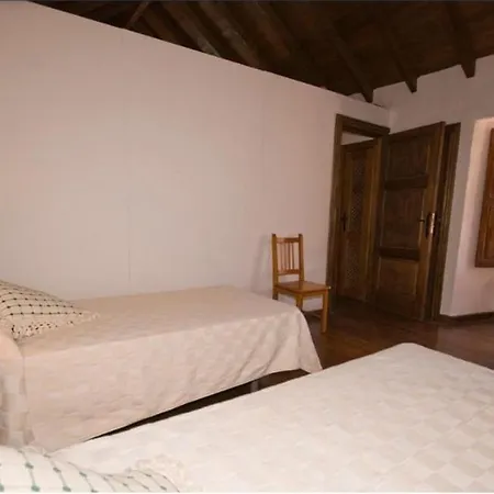 Semesterbostad Casa Rural Pino Diaz Fátaga